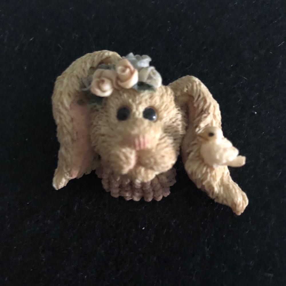Boyd’s Bear Bunny pin